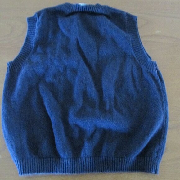Starting Out Pullover Sleeveless Vest Boys Size 18M Navy Blue V Neck Geometric - Picture 3 of 3